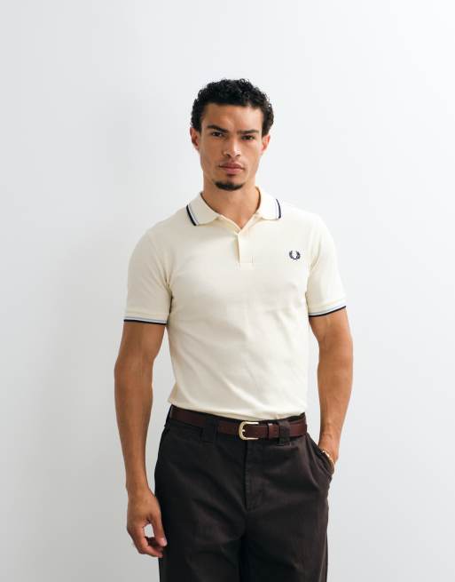 Fred Perry pikétröja med dubbla ränder i naturvit med blå och marinblå kant, 5 av 5