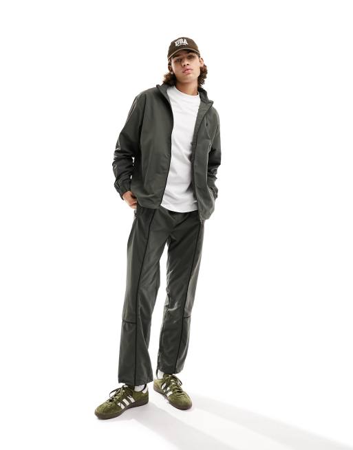 Fred Perry piped shell jacket in grey | ASOS