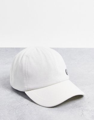 Fred Perry pique cotton cap in white