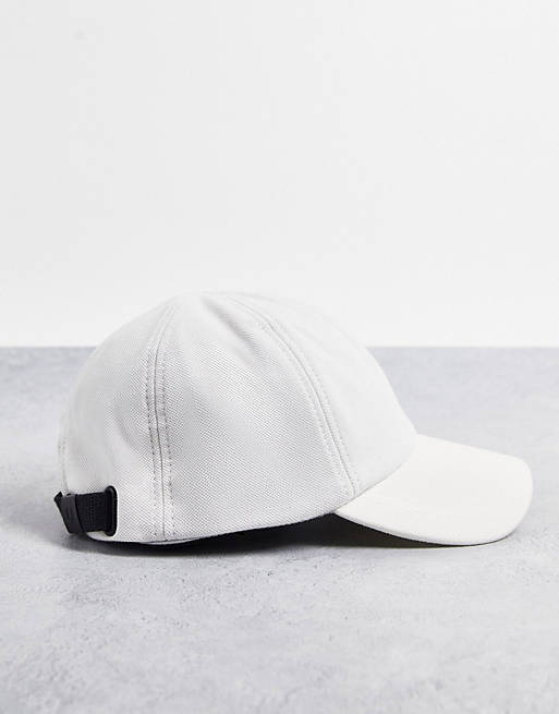 Accessories Caps & Hats/Fred Perry pique cotton cap in white 