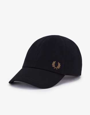 Fred Perry Pique Logo Cap In Blue