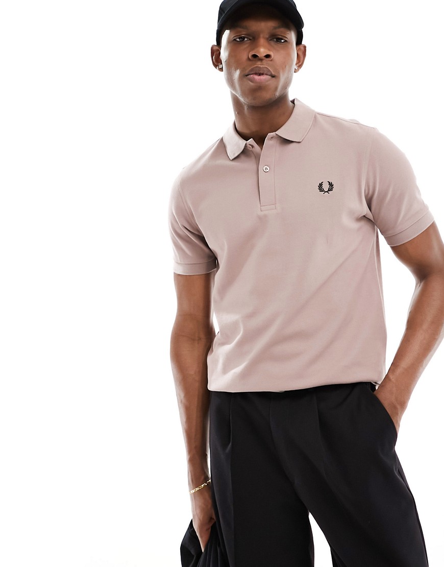 Fred Perry plain polo in pink