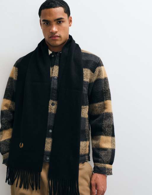 Fred Perry plain woven logo scarf in black, 3 of 3