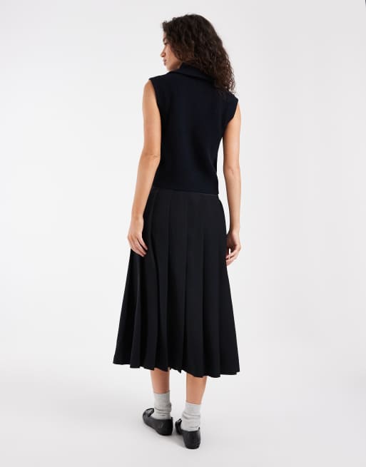 Fred Perry pleated midi skirt in black, 5 of 5