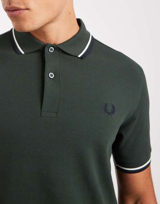 Fred Perry Polo met dubbel gekleurd zwart randje in groen ASOS