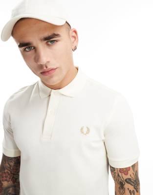 Fred Perry Fred Perry polo shirt in off white