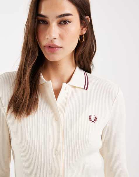 Fred Perry – Polohemd aus Rippstrick in Ecru mit Knopfleiste und Logo - view 1