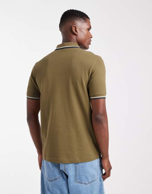 Fred Perry – Polohemd in Olivgrün mit doppelten Zierstreifen, 3 von 5