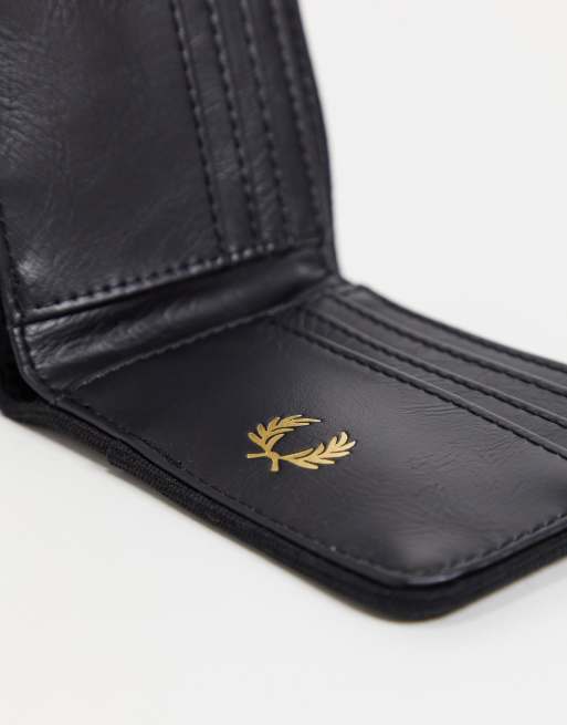 Fred Perry Portafoglio a libro con logo con arco colore nero ASOS