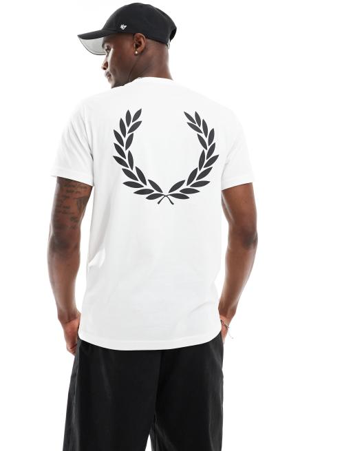 Fred Perry - Powder - T-shirt bianca con corona d'alloro sul retro