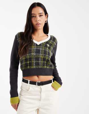 Fred Perry - Pullover in Dunkelgrau mit V-Ausschnitt und Schottenkaro