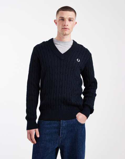 Fred Perry – Pullover in Marineblau mit Zopfmuster, Logo und V-Ausschnitt - view 1