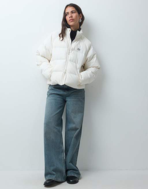 Fred Perry raglan sleeve padded jacket in ecru, 3 of 4