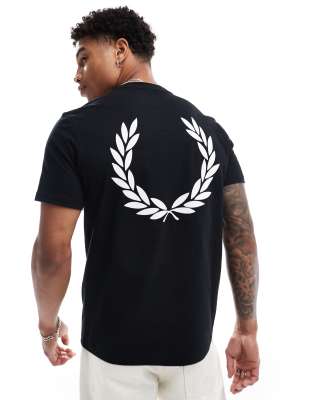 rear powder laurel t-shirt in black-White