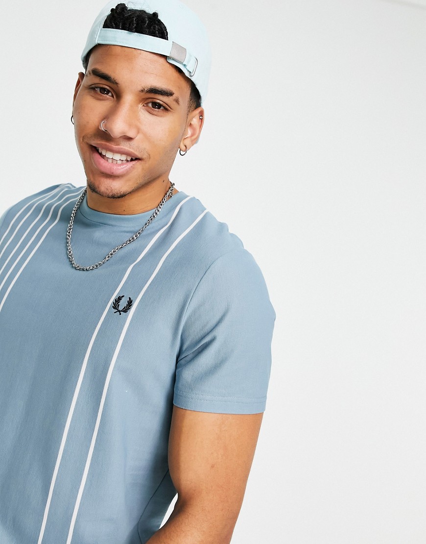 Fred Perry refined pique striped t-shirt in blue-Blues