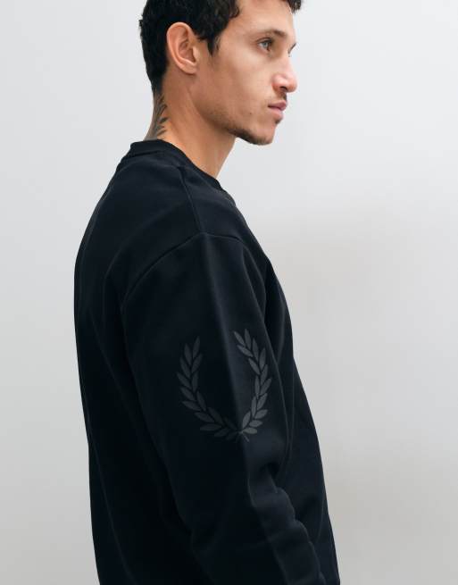 Fred Perry reflective laurel sweatshirt in black, 2 of 5