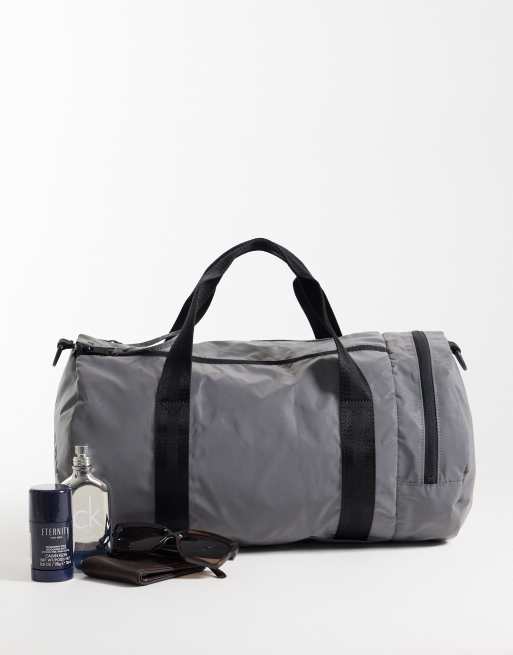 Fred Perry reflective logo barrel bag in grey, 2 of 4
