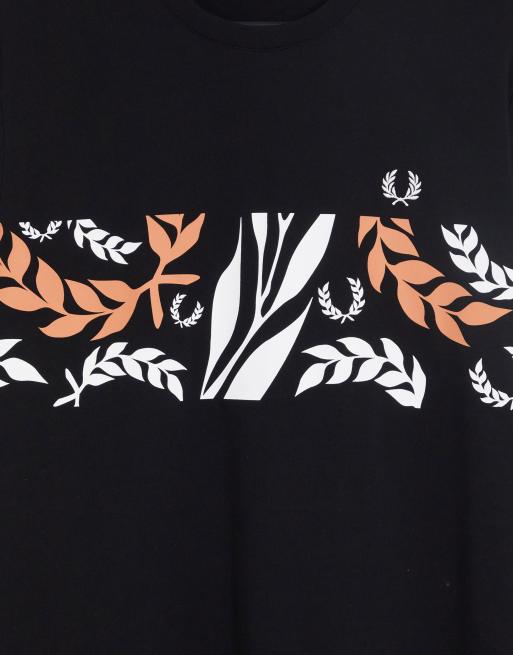 Fred Perry - Reissues Archive - T-shirt nera con grafica di pianta, 4 di 4