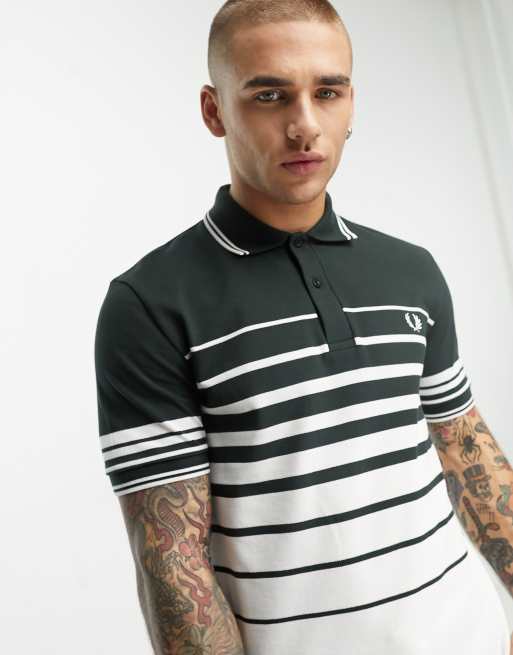 Fred Perry – Reissues – Gestreiftes Polohemd in Grün
