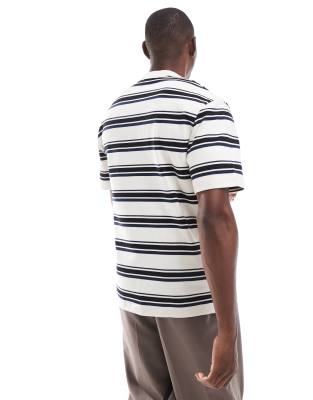 Fred Perry Relaxed Fit T-shirt In White
