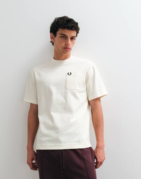 Fred Perry relaxed t-shirt in ecru - view 1