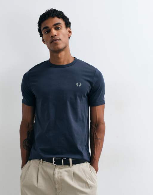 Fred Perry ringer-t-shirt i mörk airforce, 4 av 5