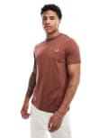 [Fred Perry] Fred Perry ringer t-shirt in clay brown XS Brown