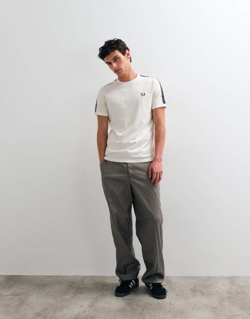 Fred Perry - Ringer T-shirt met contrasterende bies in ecru, 2 van 5