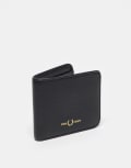 [Fred Perry] Fred Perry scotchgrain leather bi-fold wallet in black One Size BLACK