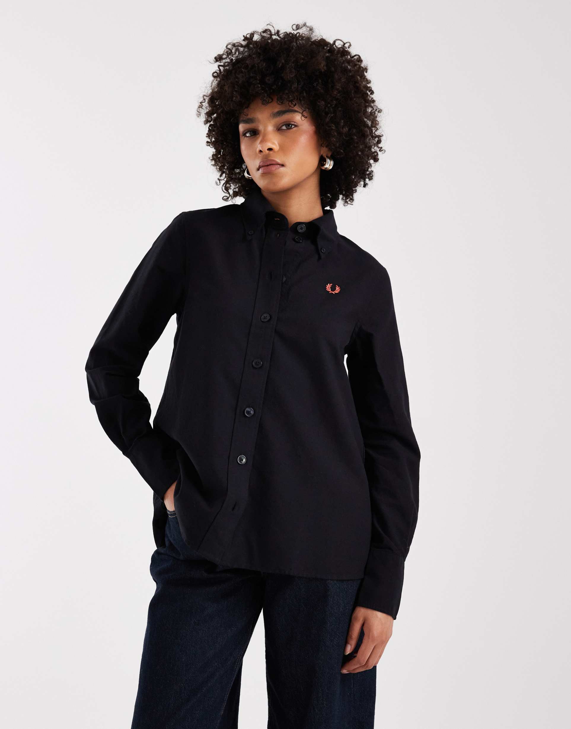 fred perry shirt in black