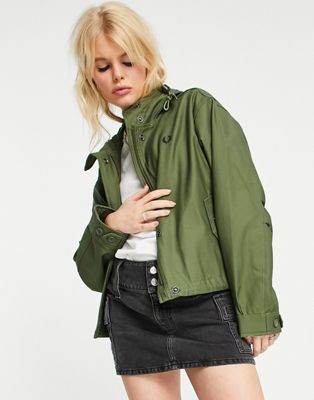 Fred Perry short fishtain parka in green