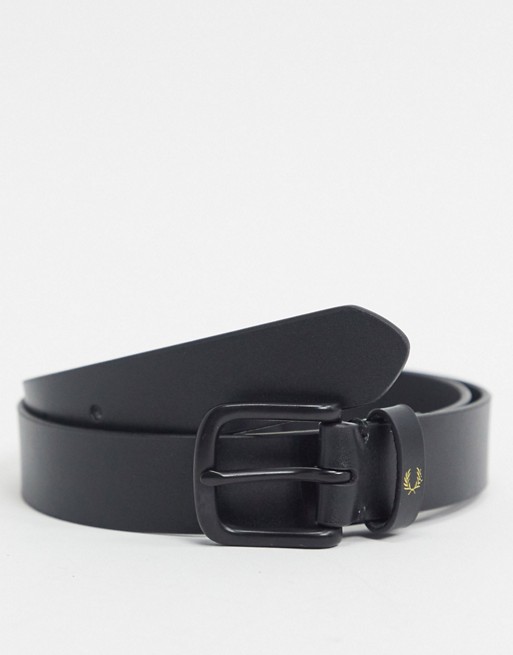 Fred Perry slim leather belt in black