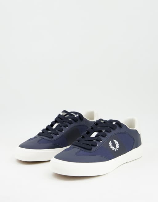 Fred Perry – Sneaker aus Leder/Polyamid-Mix in Navy/Weiß