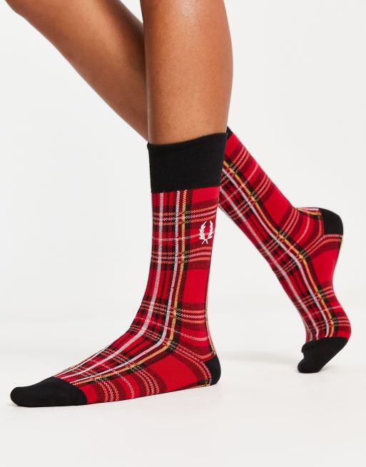 Fred Perry – Socken mit Schottenkaros in Rot 