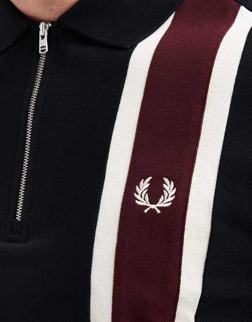 Fred Perry - Sort poloskjorte med lynlås i halsen og striber med logo, 5 af 5