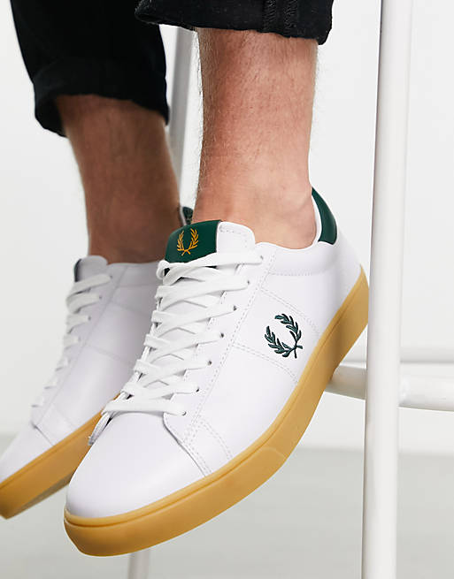 Fred Perry Spencer leather logo trainers in white | ASOS