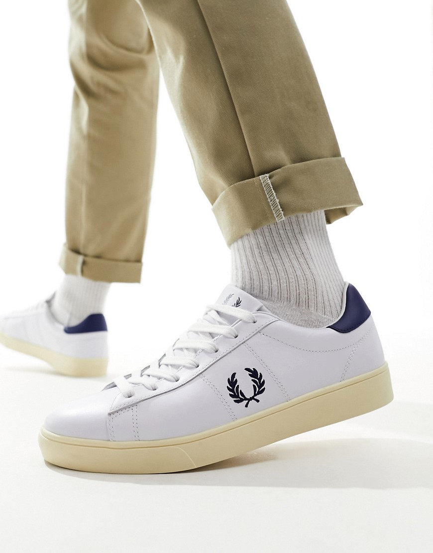 Fred Perry spencer leather trainer in off white and royal blue