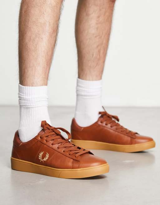 Fred Perry – Spencer – Ljusbruna sneakers i läder
