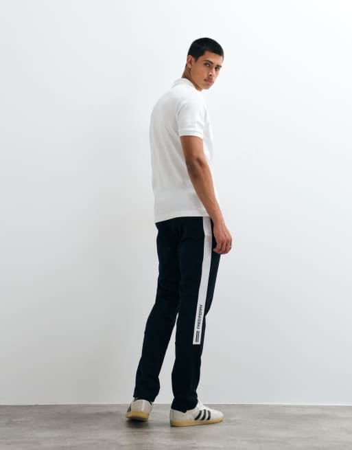 Fred Perry spodnie dresowe co-ord z nadrukowaną taśmą w kolorze granatowym, 2 z 5