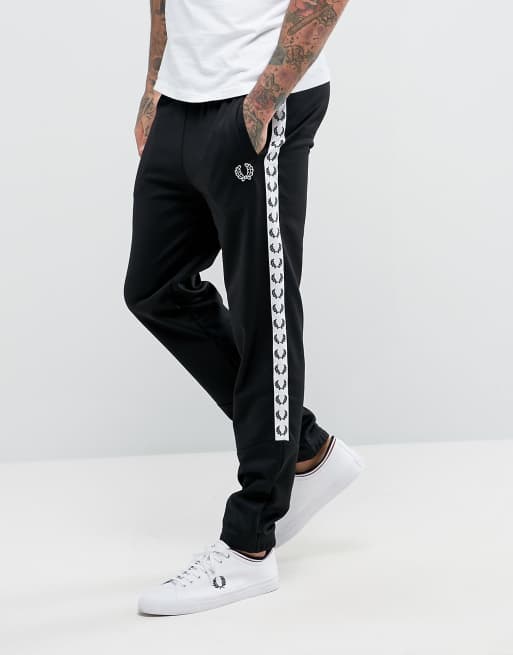 FRED PERRY SIDE TAPED TRACK PANTS【F4537】