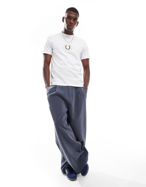 お歳暮ならオンライン Fred Perry ASOS | white in t-shirt graphic sportswear トップス