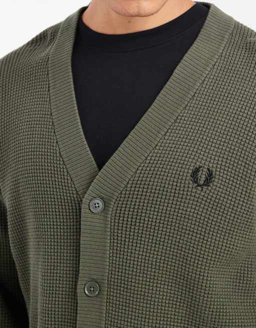 Fred Perry – Strickjacke in Khaki mit Waffelstruktur, 5 von 5
