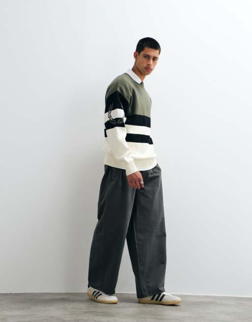 Fred Perry stripe logo graphic jumper in khaki and ecru, 2 of 5