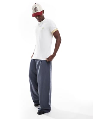 Fred Perry Striped Cuff T-Shirt in White | ASOS