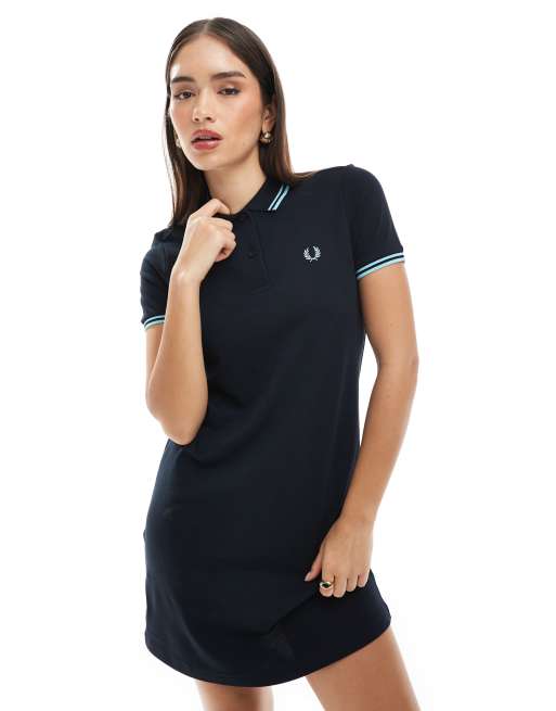 Fred Perry – Svart/blå pikéklänning med dubbel kantrand, 2 av 4