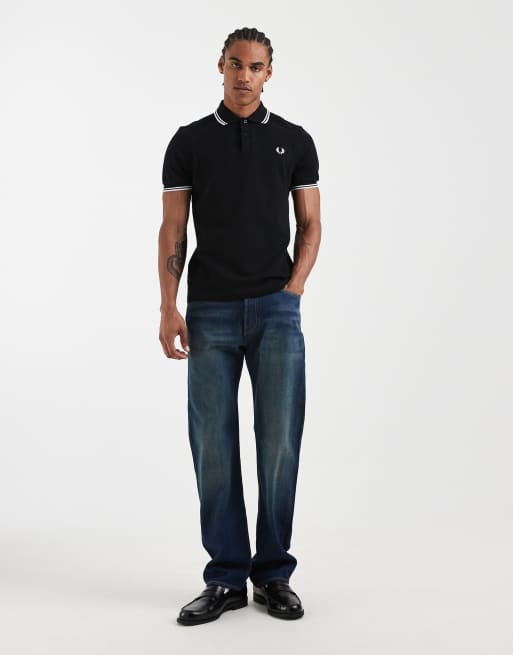 Fred Perry – Svart pikétröja med logga och dubbla ränder på krage och ärmslut, 2 av 5