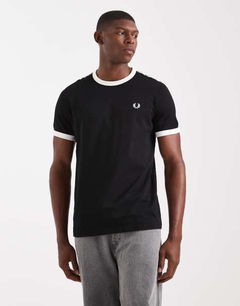 Fred Perry – Svart t-shirt med tejpade detaljer - view 1