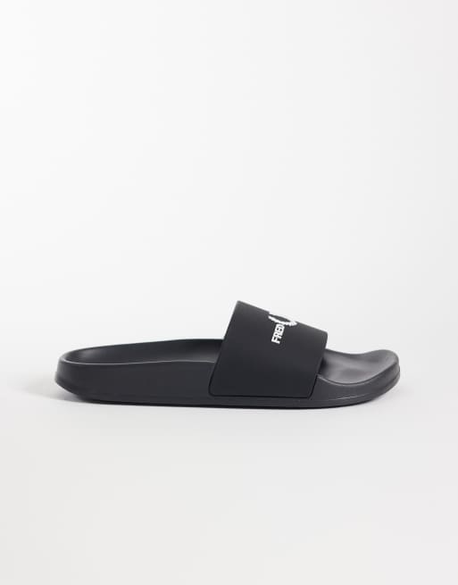 Fred Perry – Svarta tofflor med logga, 2 av 4