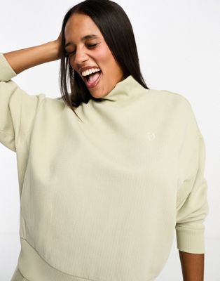 Fred Perry mock neck tricot sweatshirt in off white - ASOS Price Checker