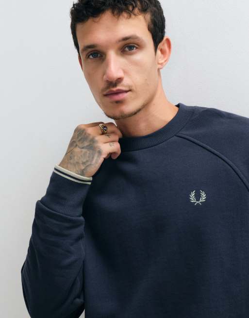 Fred Perry Sweatshirt mit Rundhalsausschnitt und Kontraststreifen in Dunkelblau, 3 von 5